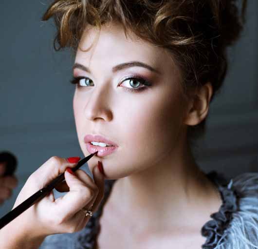 Contacto - Maquillaje Profesional en Barcelona